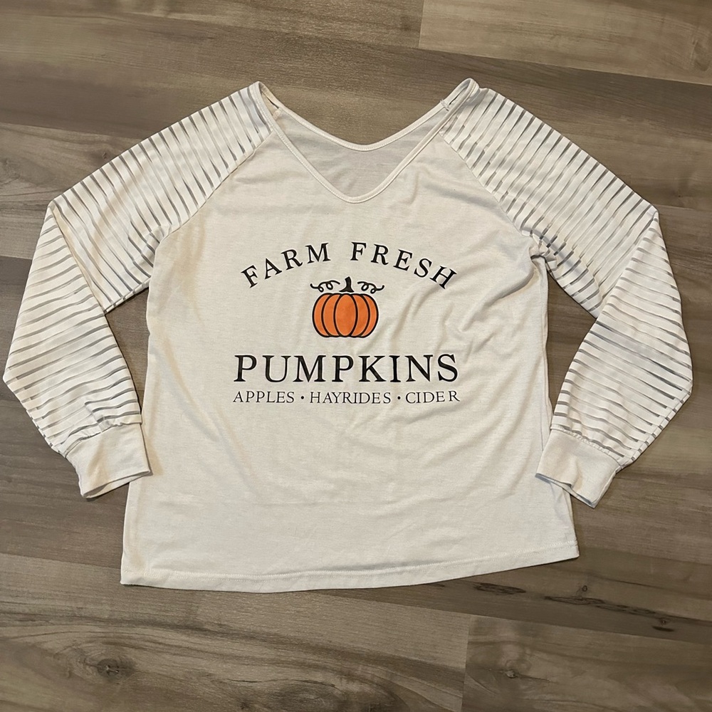 Farm Fresh Pumpkins Women's Boutique Top - Creamy White M
